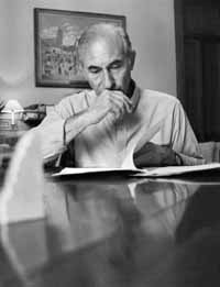 na03fo01.jpg (9071 bytes)