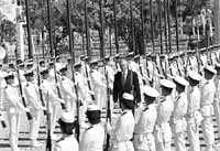 na10fo01.jpg (15192 bytes)