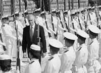 na06fo01.jpg (13005 bytes)