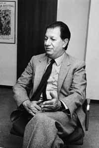 na24fo01.jpg (11789 bytes)