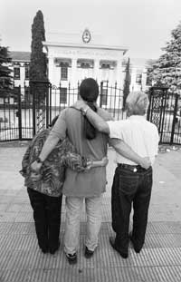 na03fo01.jpg (15650 bytes)