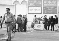 na02fo01.jpg (10680 bytes)