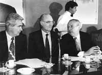 na06fo01.jpg (10849 bytes)