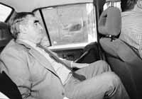 na06fo01.jpg (9107 bytes)