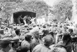 na11fo01.jpg (15154 bytes)