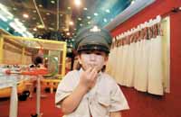 na16fo01.jpg (10920 bytes)