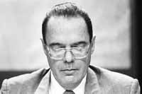 na03fo01.jpg (6667 bytes)