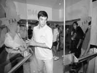 bu02fo01.jpg (8853 bytes)