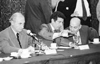 na07fo01.jpg (10679 bytes)