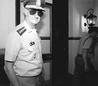 na11fo01.jpg (9140 bytes)