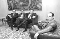 na12fo01.jpg (10230 bytes)