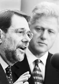 na16fo01.jpg (11881 bytes)