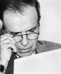 na04fo02.jpg (9532 bytes)