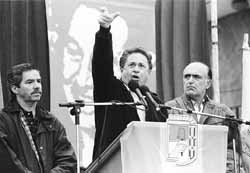 na05fo01.jpg (12544 bytes)