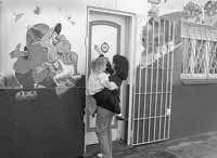 na16fo01.jpg (9075 bytes)