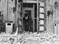 na21fo01.jpg (14224 bytes)