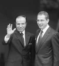 na09fo01.jpg (8109 bytes)