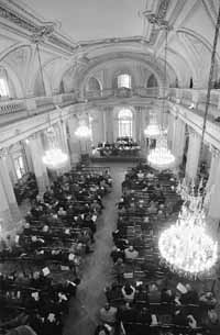 na18fo01.jpg (14772 bytes)