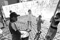 na04fo01.jpg (12574 bytes)