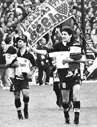 bu04fo01.jpg (20382 bytes)