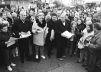 na05fo01.jpg (11296 bytes)