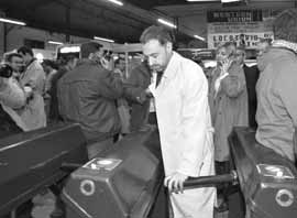 na21fo01.jpg (12322 bytes)