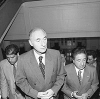 na02fo01.jpg (14766 bytes)