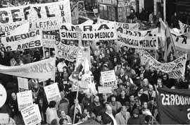 na18fo01.jpg (19893 bytes)