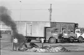 na06fo01.jpg (9253 bytes)