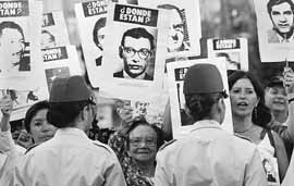 na21fo01.jpg (16434 bytes)