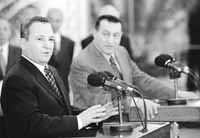 na18fo01.jpg (9697 bytes)