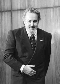 na17fo01.jpg (9418 bytes)