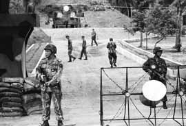 na23fo01.jpg (17085 bytes)