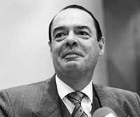 na05fo02.jpg (7826 bytes)