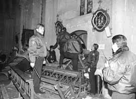 na17fo01.jpg (15388 bytes)