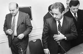 na04fo10.jpg (12016 bytes)