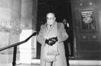 na10fo01.jpg (7304 bytes)