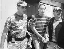 na06fo01.jpg (16007 bytes)