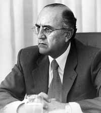 na12fo01.jpg (9333 bytes)