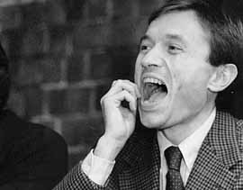 na15fo01.jpg (11847 bytes)