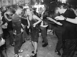 na21fo02.jpg (13584 bytes)