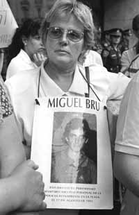 na15fo02.jpg (12941 bytes)