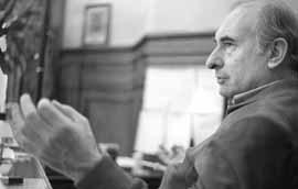 De la Rúa cree en la renovación natural de la Corte Suprema y dice que no la tocará. Pero también sigue los números en el Senado.