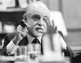 na03fo01.jpg (10441 bytes)