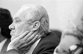 na15fo01.jpg (9426 bytes)