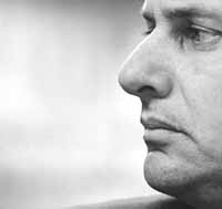 na10fo01.jpg (5371 bytes)