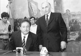 na03fo01.jpg (12269 bytes)