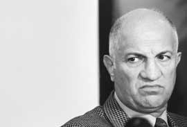 na09fo01.jpg (6955 bytes)