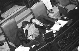 na15fo01.jpg (13703 bytes)