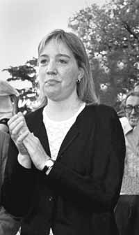 na05fo01.jpg (11514 bytes)